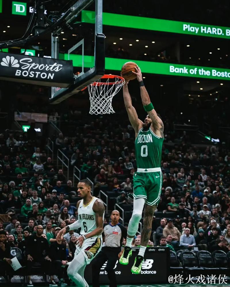 塔图姆34+10助绿军险胜雄鹿豪取3连胜,76人击败魔术延续强势 塔图姆34+10助绿军险胜雄鹿豪取3连胜,76人击败魔术延续强势